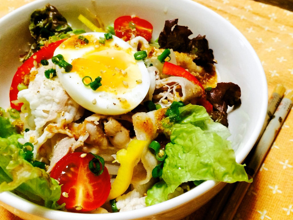 野菜も一緒に 冷しゃぶ丼