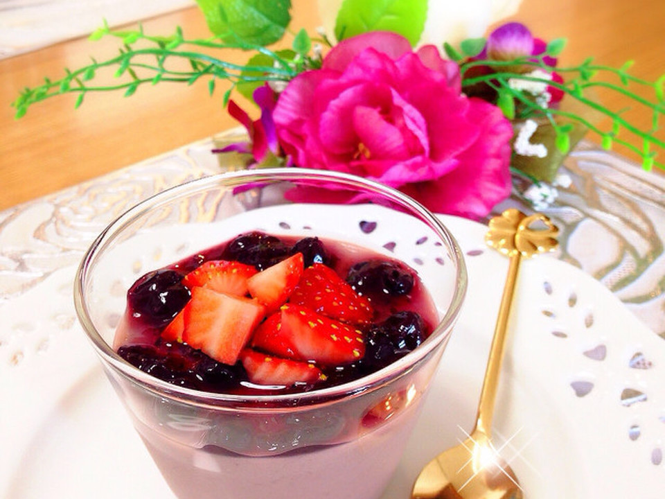 アサイーと豆乳 簡単とろりんパンナコッタ