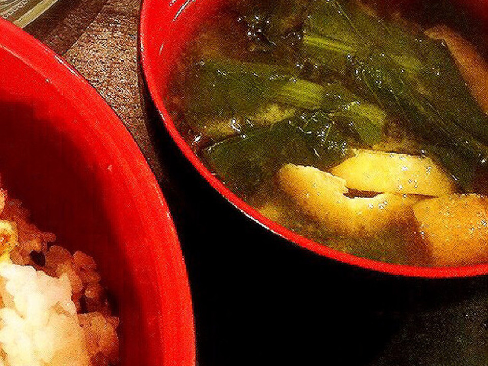 ほうれん草 油揚げ豆腐の味噌汁