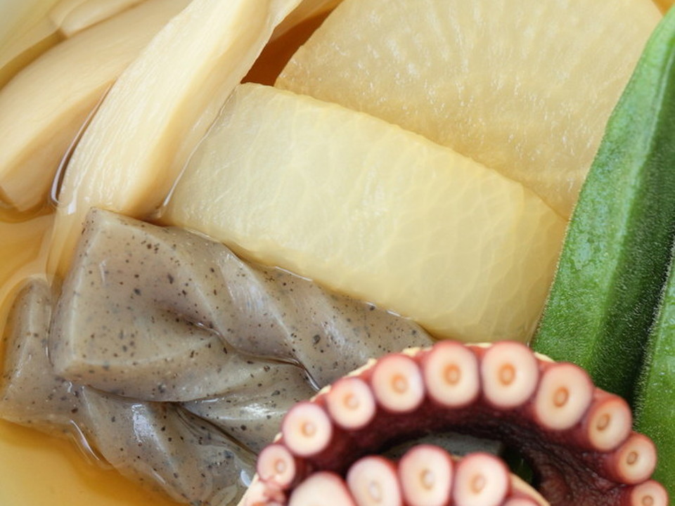 だし風味きかせて塩分控えめのおでん