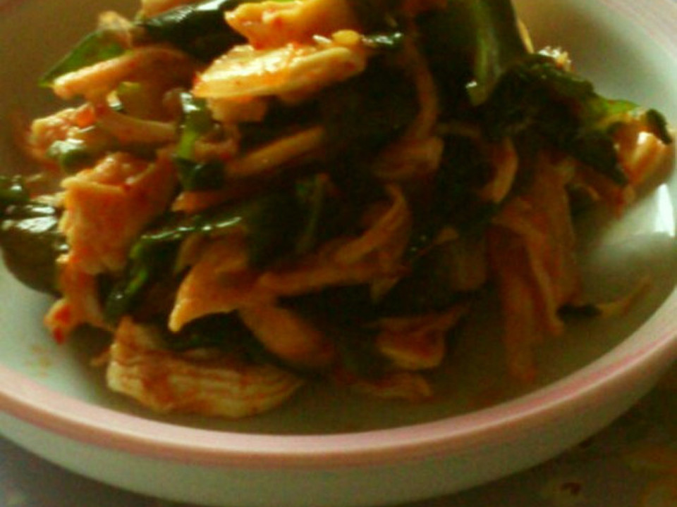 ささみとわかめのキムチサラダ