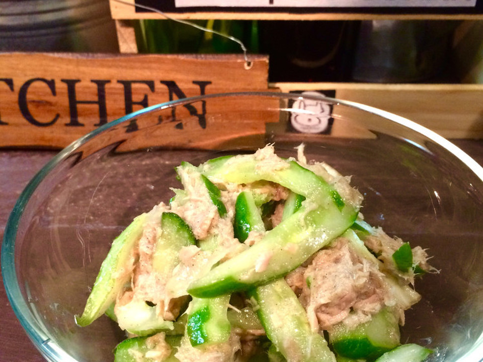 きゅうりとセロリとツナの和え物