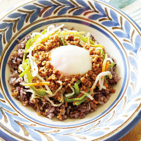 ビビンバ丼風 ナムルと挽き肉そぼろ丼