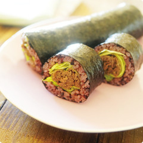 味噌ダレ焼き肉の簡単恵方巻き