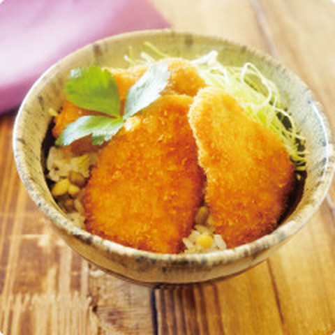 鶏胸肉のタレかつ丼